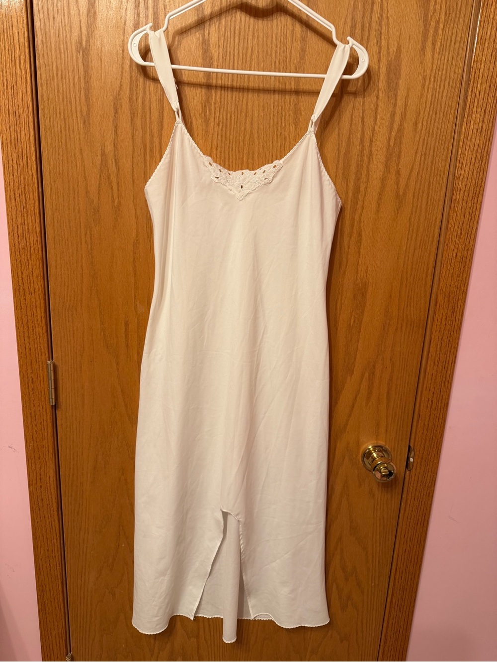 Vintage Vanity Fair Full Slip White Size 34 Style 10-631